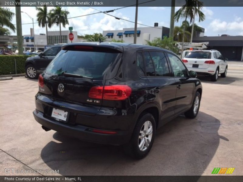 Deep Black Metallic / Black 2012 Volkswagen Tiguan S