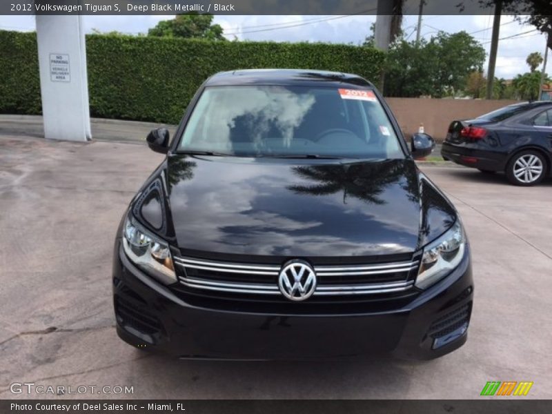 Deep Black Metallic / Black 2012 Volkswagen Tiguan S