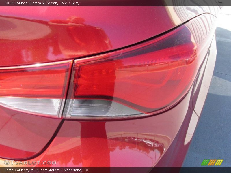 Red / Gray 2014 Hyundai Elantra SE Sedan