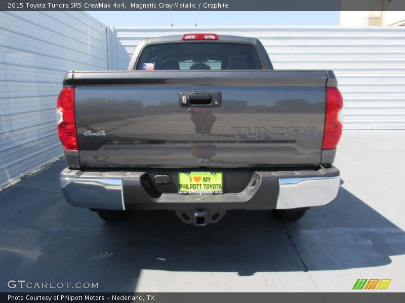 Magnetic Gray Metallic / Graphite 2015 Toyota Tundra SR5 CrewMax 4x4