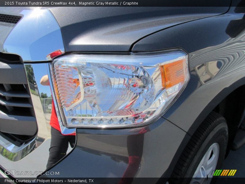 Magnetic Gray Metallic / Graphite 2015 Toyota Tundra SR5 CrewMax 4x4