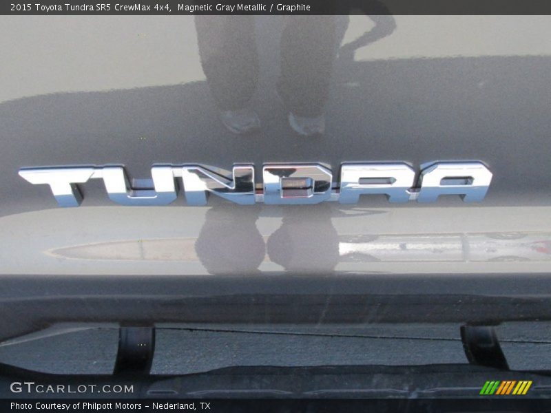 Magnetic Gray Metallic / Graphite 2015 Toyota Tundra SR5 CrewMax 4x4