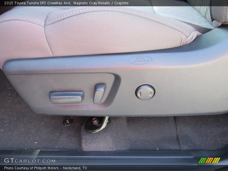 Magnetic Gray Metallic / Graphite 2015 Toyota Tundra SR5 CrewMax 4x4
