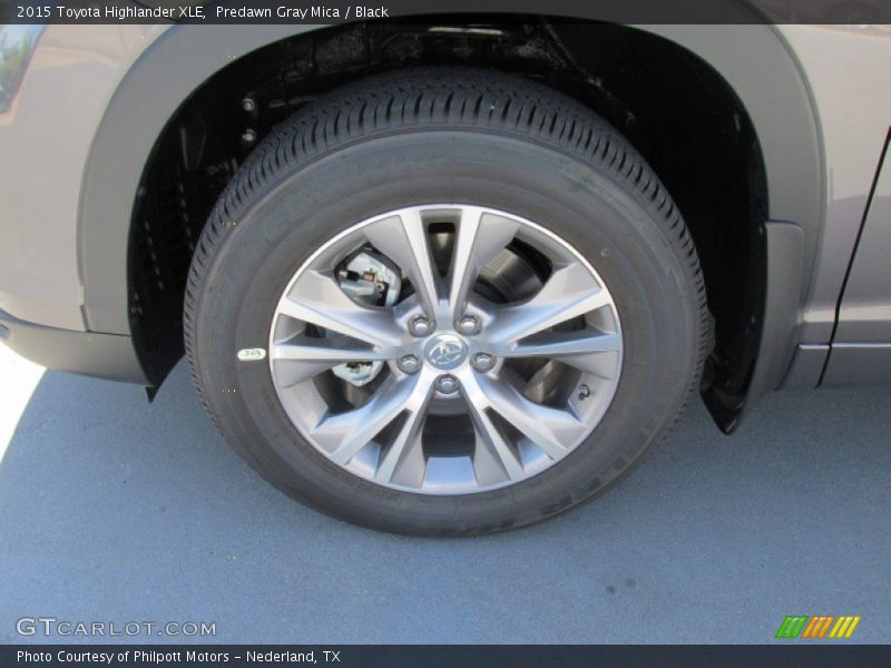 Predawn Gray Mica / Black 2015 Toyota Highlander XLE