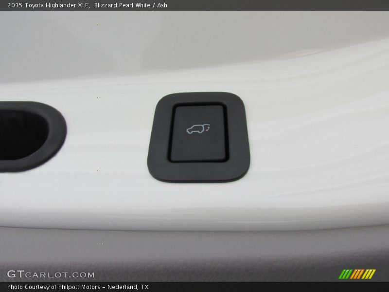 Blizzard Pearl White / Ash 2015 Toyota Highlander XLE
