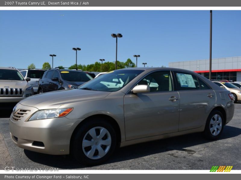 Front 3/4 View of 2007 Camry LE
