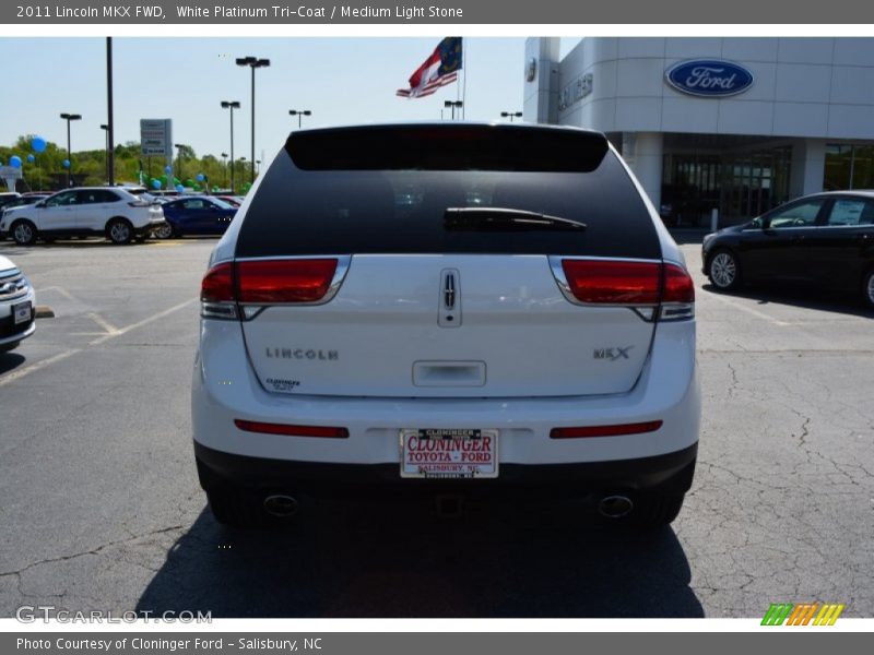White Platinum Tri-Coat / Medium Light Stone 2011 Lincoln MKX FWD