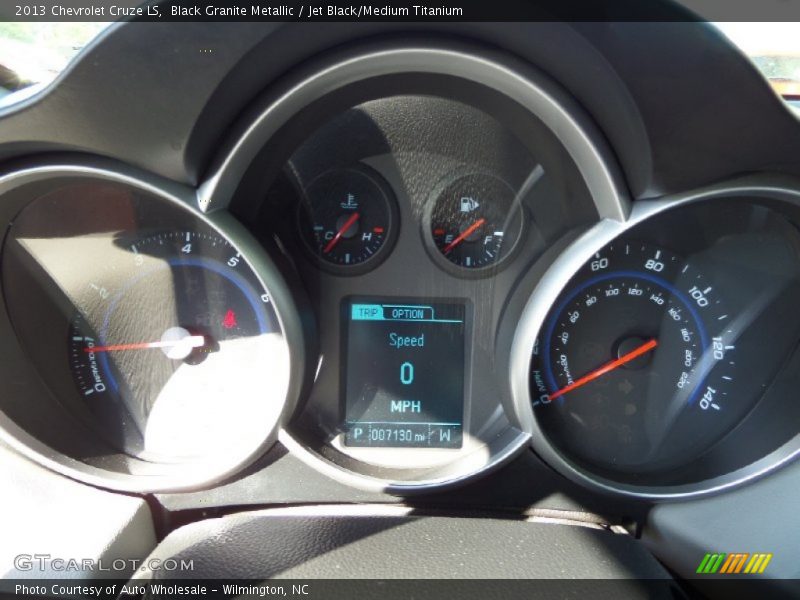 Black Granite Metallic / Jet Black/Medium Titanium 2013 Chevrolet Cruze LS