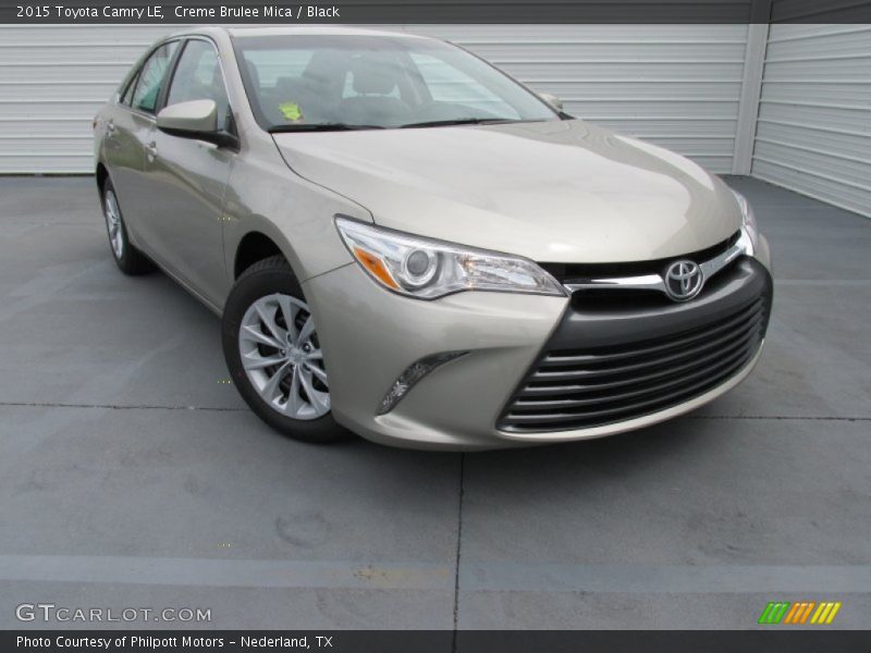 Creme Brulee Mica / Black 2015 Toyota Camry LE