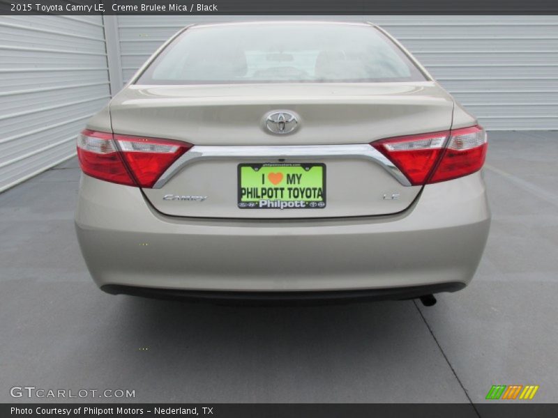 Creme Brulee Mica / Black 2015 Toyota Camry LE