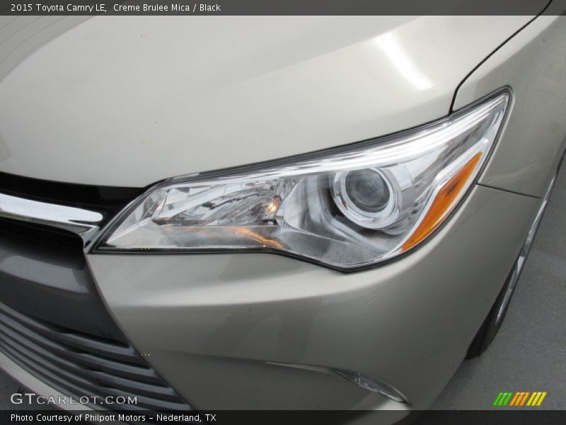 Creme Brulee Mica / Black 2015 Toyota Camry LE