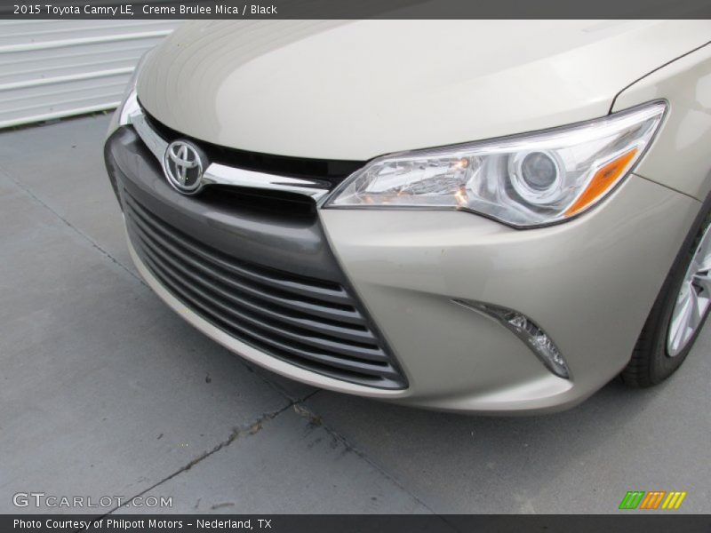 Creme Brulee Mica / Black 2015 Toyota Camry LE