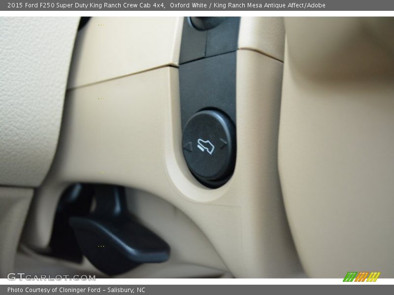Oxford White / King Ranch Mesa Antique Affect/Adobe 2015 Ford F250 Super Duty King Ranch Crew Cab 4x4
