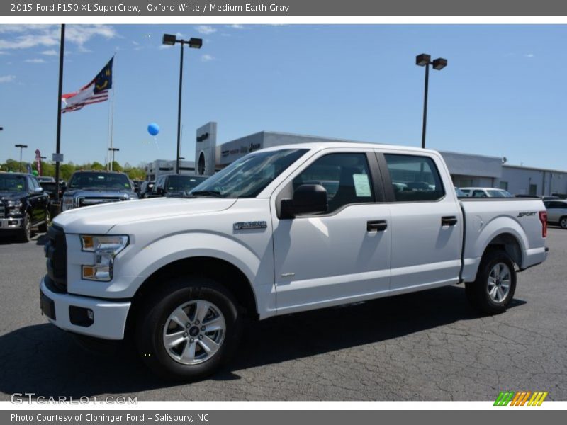 Front 3/4 View of 2015 F150 XL SuperCrew