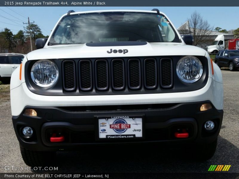 Alpine White / Black 2015 Jeep Renegade Trailhawk 4x4