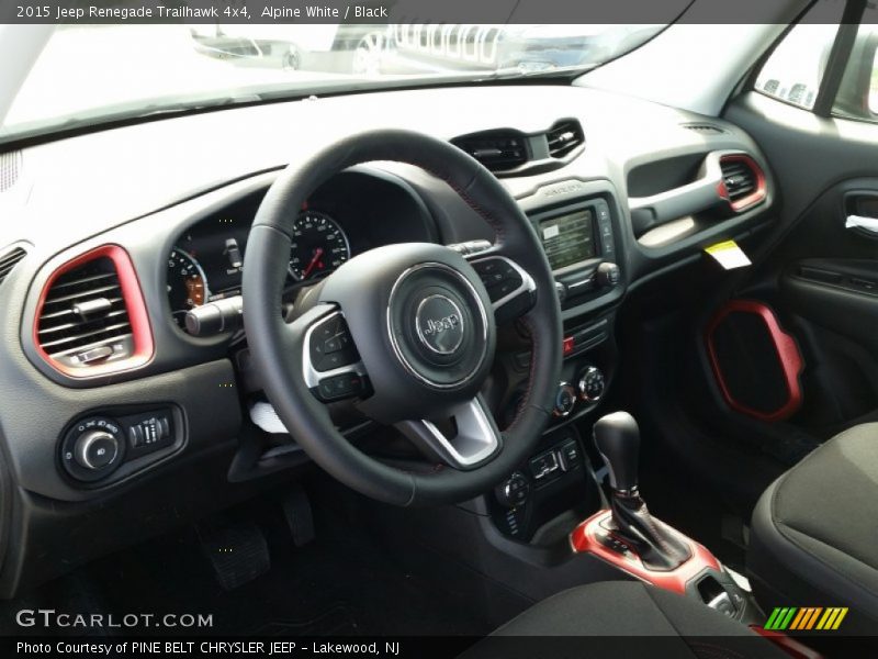 Alpine White / Black 2015 Jeep Renegade Trailhawk 4x4