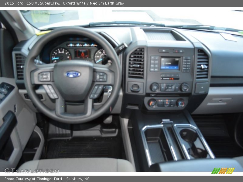 Oxford White / Medium Earth Gray 2015 Ford F150 XL SuperCrew