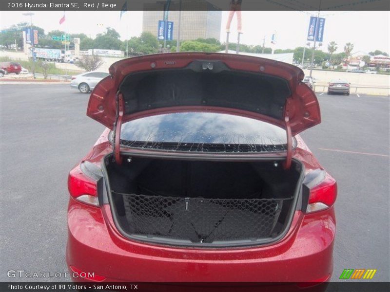 Red / Beige 2016 Hyundai Elantra SE