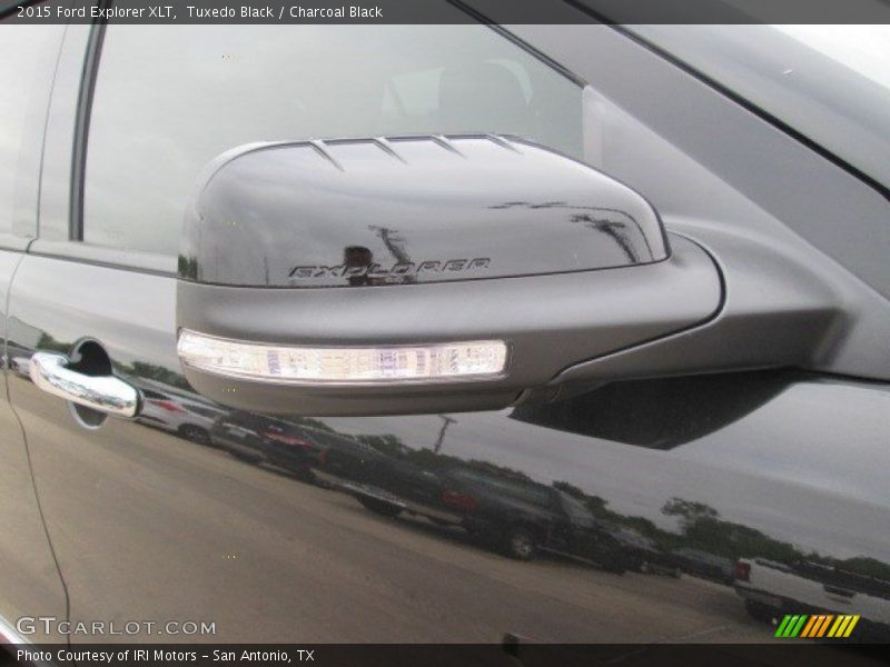 Tuxedo Black / Charcoal Black 2015 Ford Explorer XLT