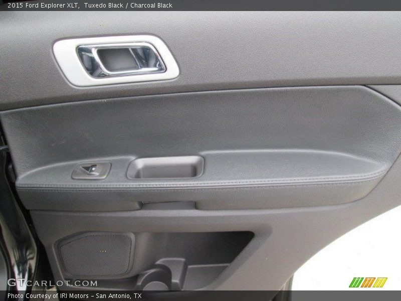 Tuxedo Black / Charcoal Black 2015 Ford Explorer XLT