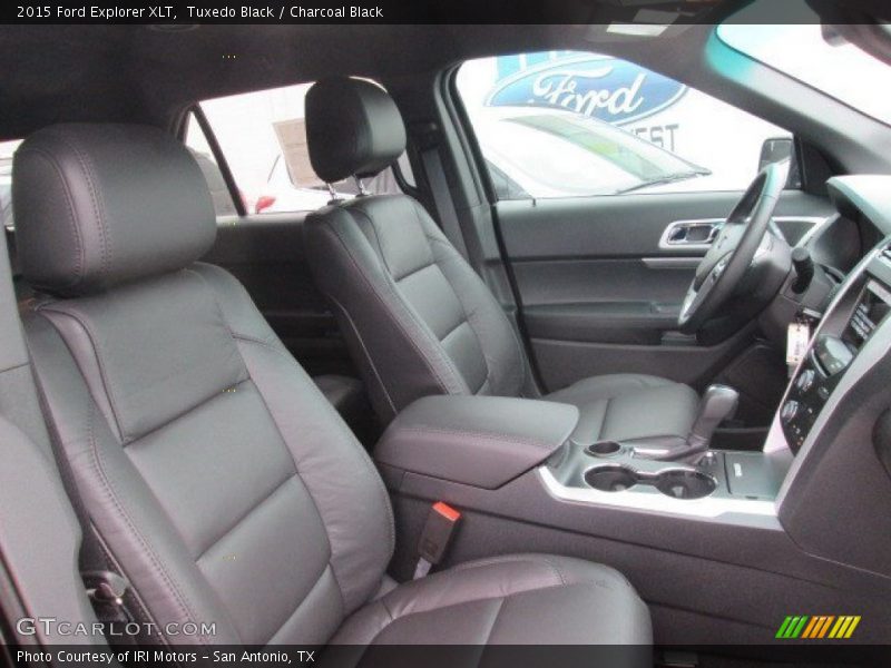 Tuxedo Black / Charcoal Black 2015 Ford Explorer XLT