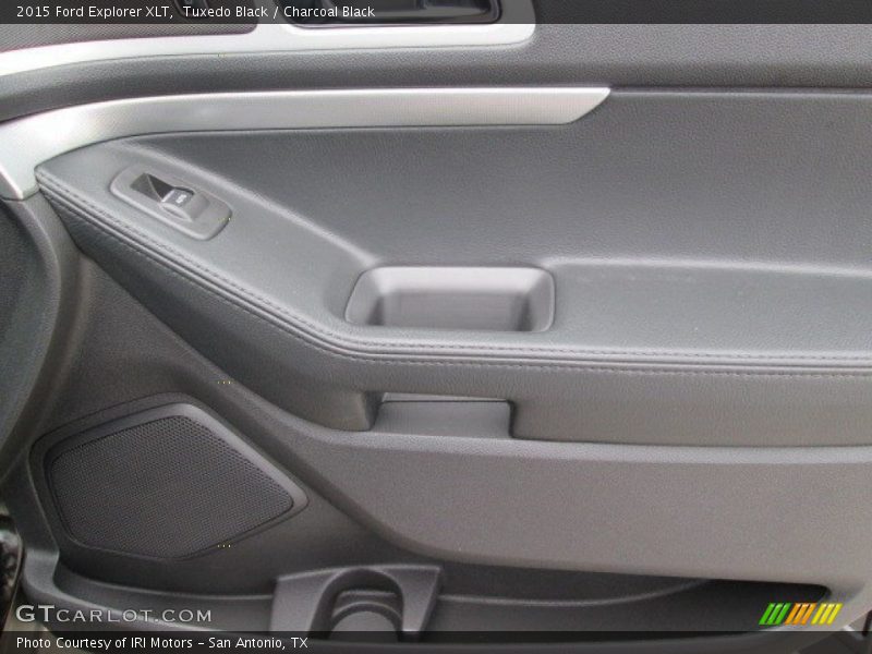 Tuxedo Black / Charcoal Black 2015 Ford Explorer XLT