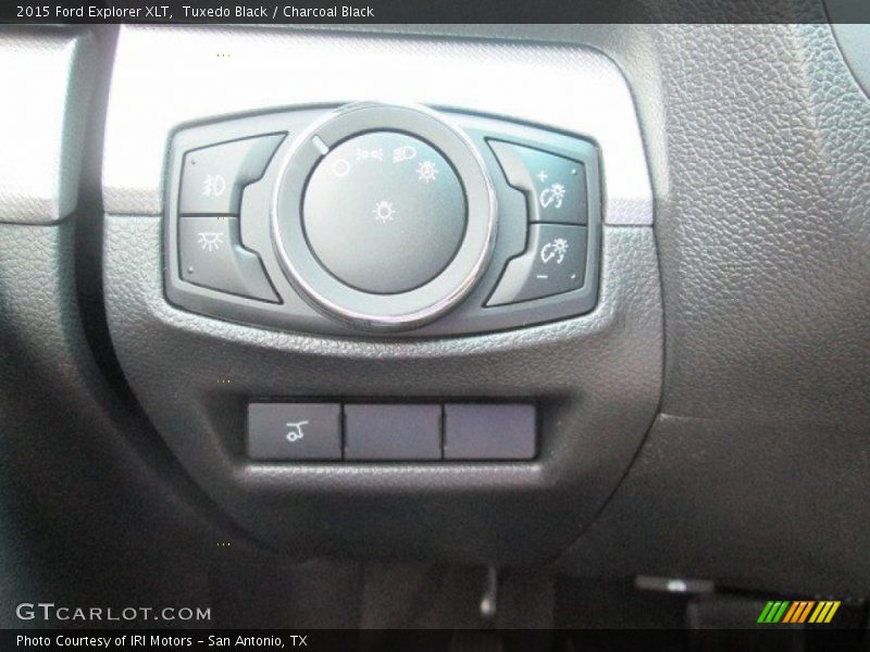 Tuxedo Black / Charcoal Black 2015 Ford Explorer XLT