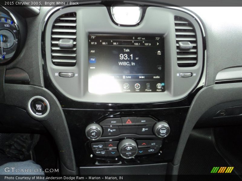 Bright White / Black 2015 Chrysler 300 S
