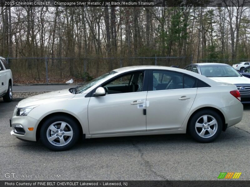Champagne Silver Metallic / Jet Black/Medium Titanium 2015 Chevrolet Cruze LT