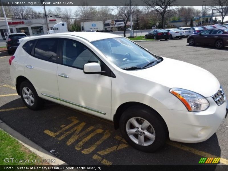 Pearl White / Gray 2013 Nissan Rogue S