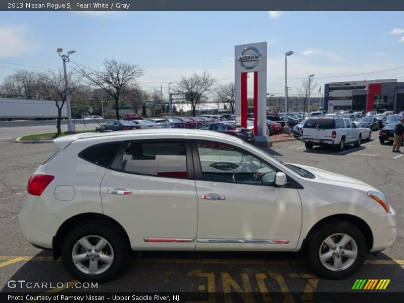 Pearl White / Gray 2013 Nissan Rogue S