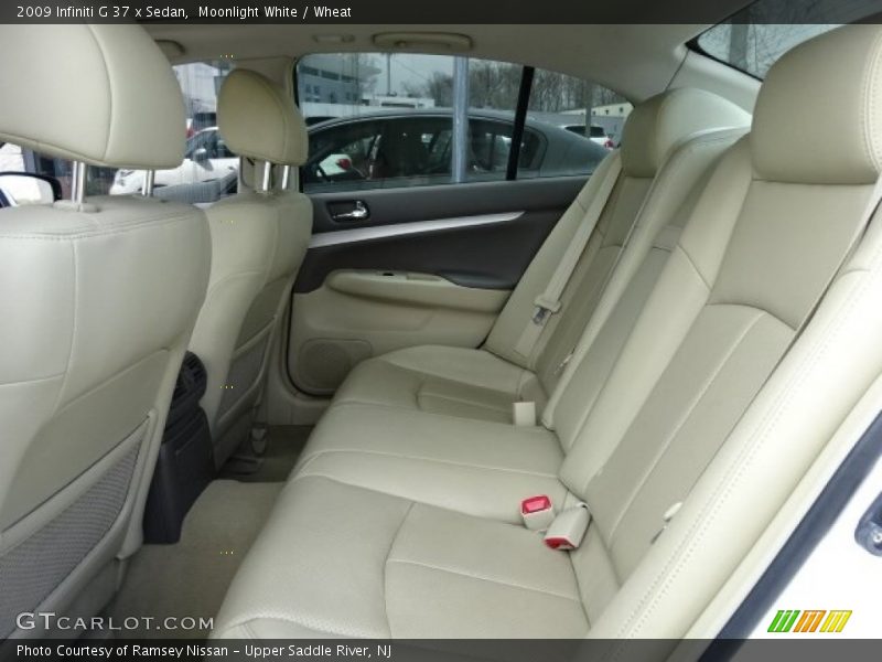 Moonlight White / Wheat 2009 Infiniti G 37 x Sedan