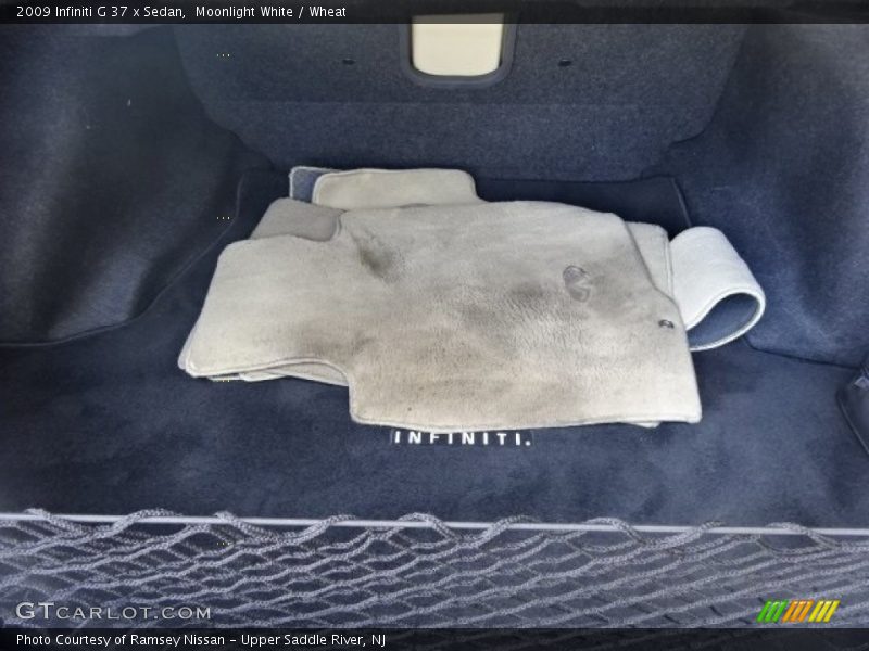Moonlight White / Wheat 2009 Infiniti G 37 x Sedan