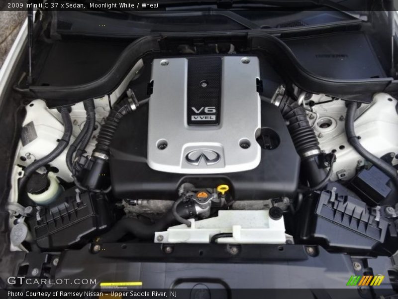 Moonlight White / Wheat 2009 Infiniti G 37 x Sedan