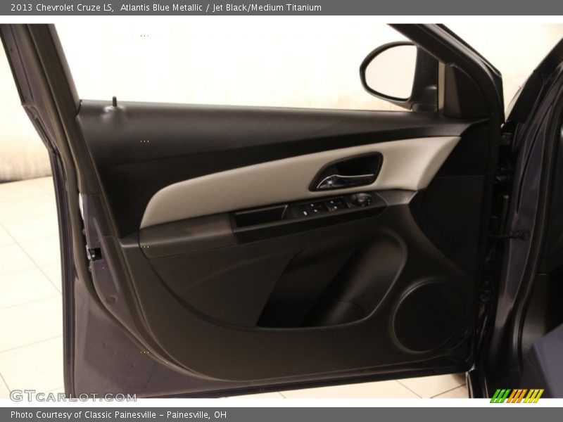 Atlantis Blue Metallic / Jet Black/Medium Titanium 2013 Chevrolet Cruze LS