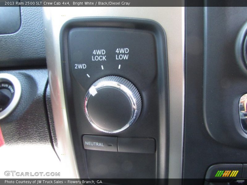 Bright White / Black/Diesel Gray 2013 Ram 2500 SLT Crew Cab 4x4
