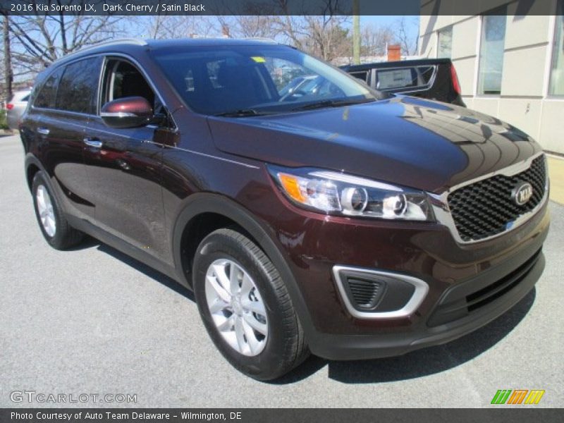 Dark Cherry / Satin Black 2016 Kia Sorento LX
