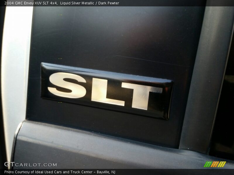 Liquid Silver Metallic / Dark Pewter 2004 GMC Envoy XUV SLT 4x4