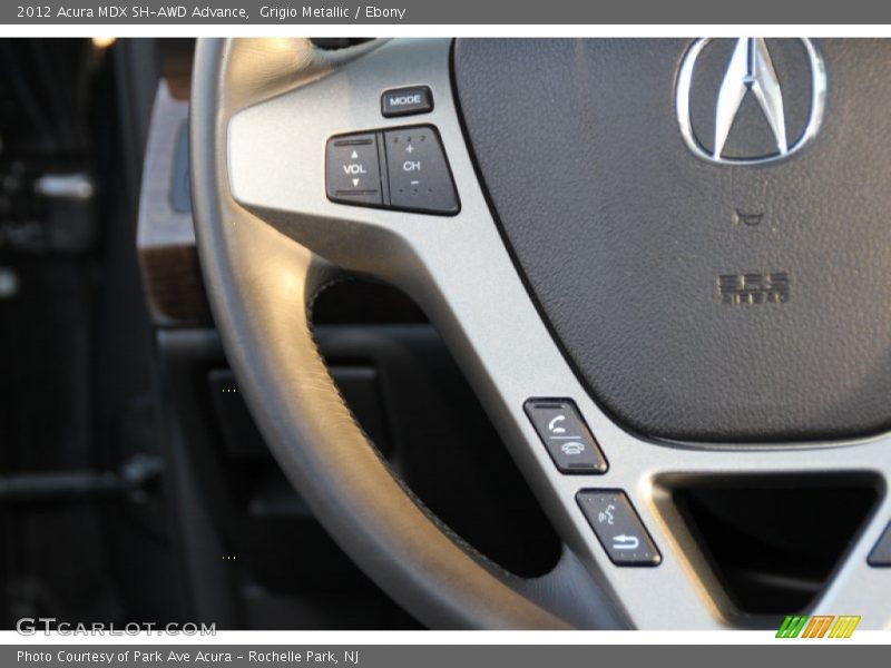 Controls of 2012 MDX SH-AWD Advance