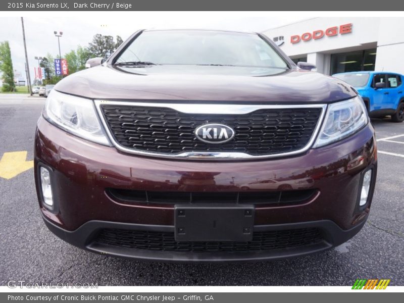 Dark Cherry / Beige 2015 Kia Sorento LX