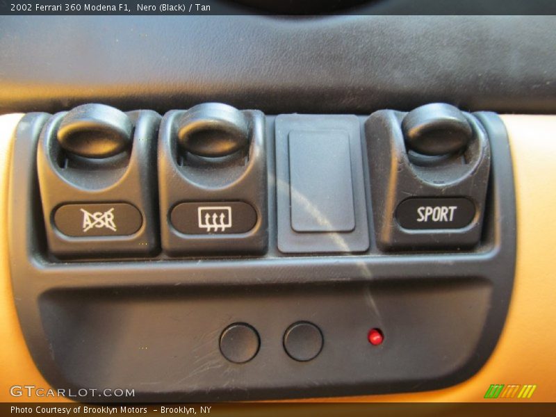 Controls of 2002 360 Modena F1