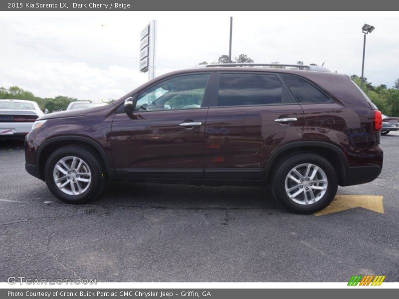 Dark Cherry / Beige 2015 Kia Sorento LX