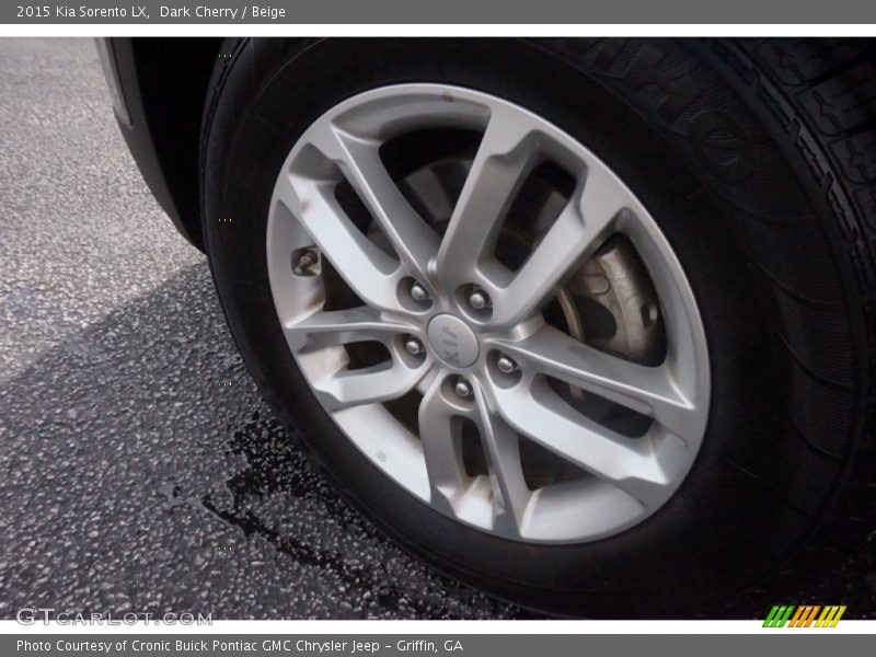 Dark Cherry / Beige 2015 Kia Sorento LX