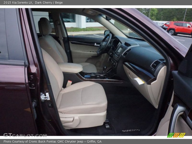 Dark Cherry / Beige 2015 Kia Sorento LX