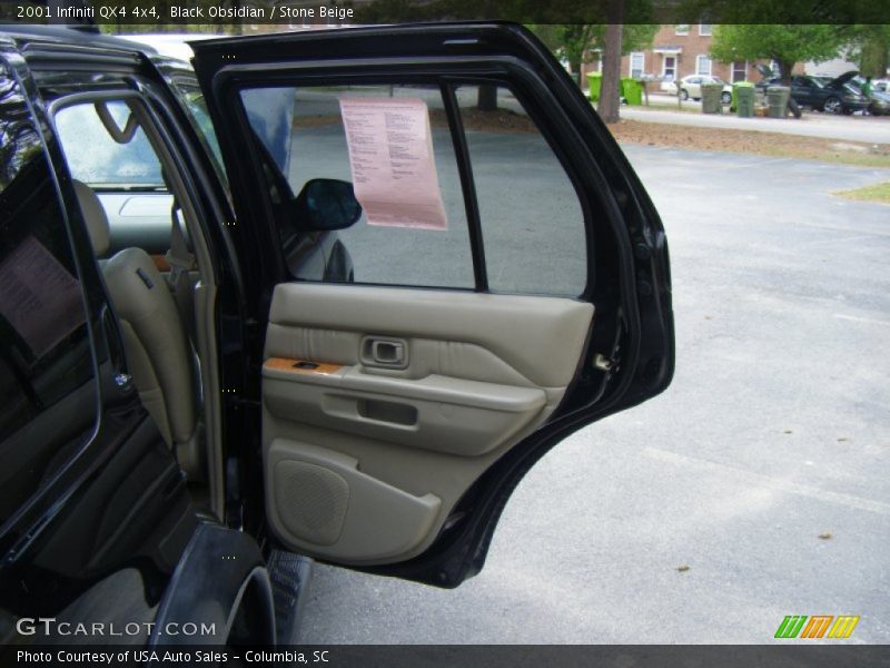 Black Obsidian / Stone Beige 2001 Infiniti QX4 4x4