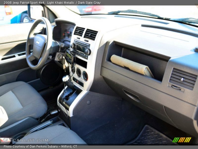 Light Khaki Metallic / Dark Slate Gray 2008 Jeep Patriot Sport 4x4