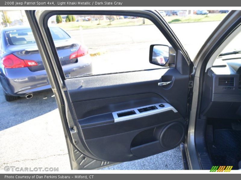 Light Khaki Metallic / Dark Slate Gray 2008 Jeep Patriot Sport 4x4
