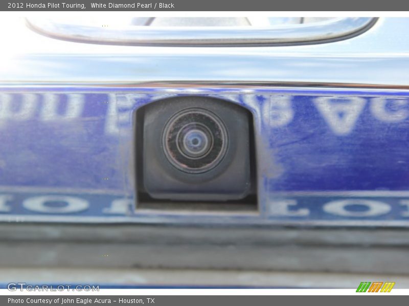 White Diamond Pearl / Black 2012 Honda Pilot Touring