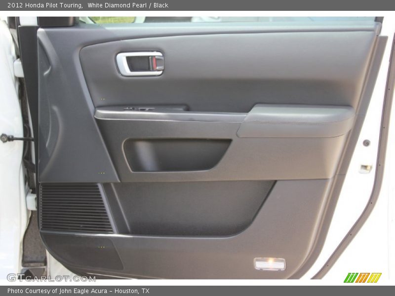 White Diamond Pearl / Black 2012 Honda Pilot Touring