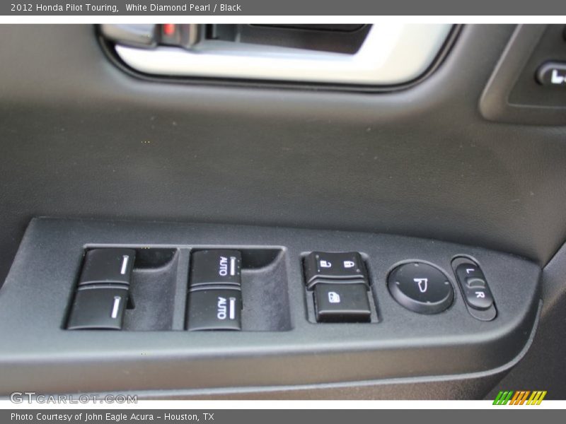 White Diamond Pearl / Black 2012 Honda Pilot Touring